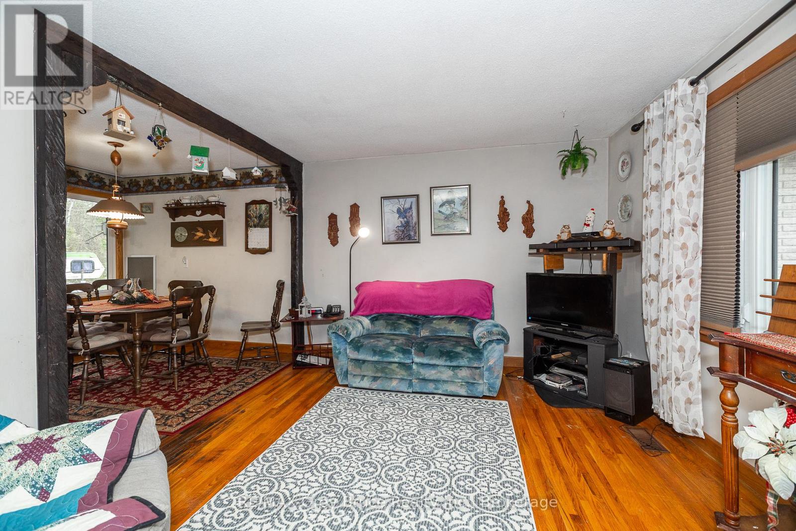 564 Municipal Road, South Bruce Peninsula, Ontario  N0H 2G0 - Photo 16 - X12190070