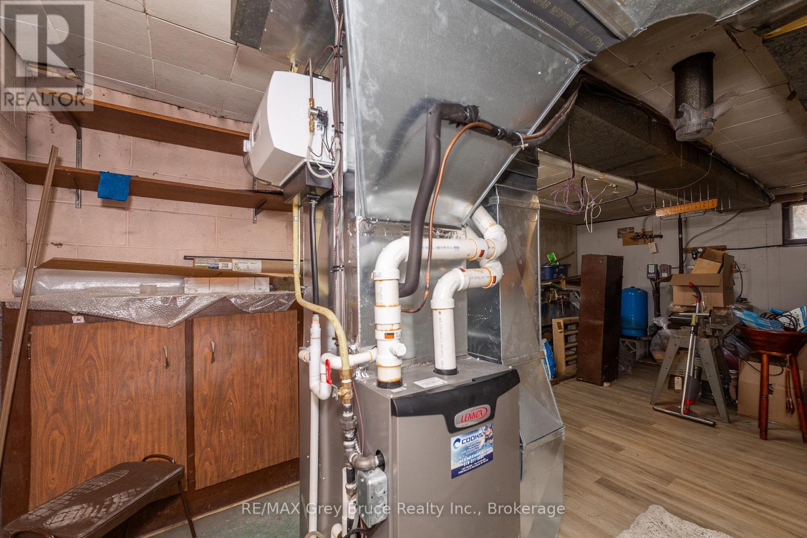 564 Municipal Road, South Bruce Peninsula, Ontario  N0H 2G0 - Photo 21 - X12190070