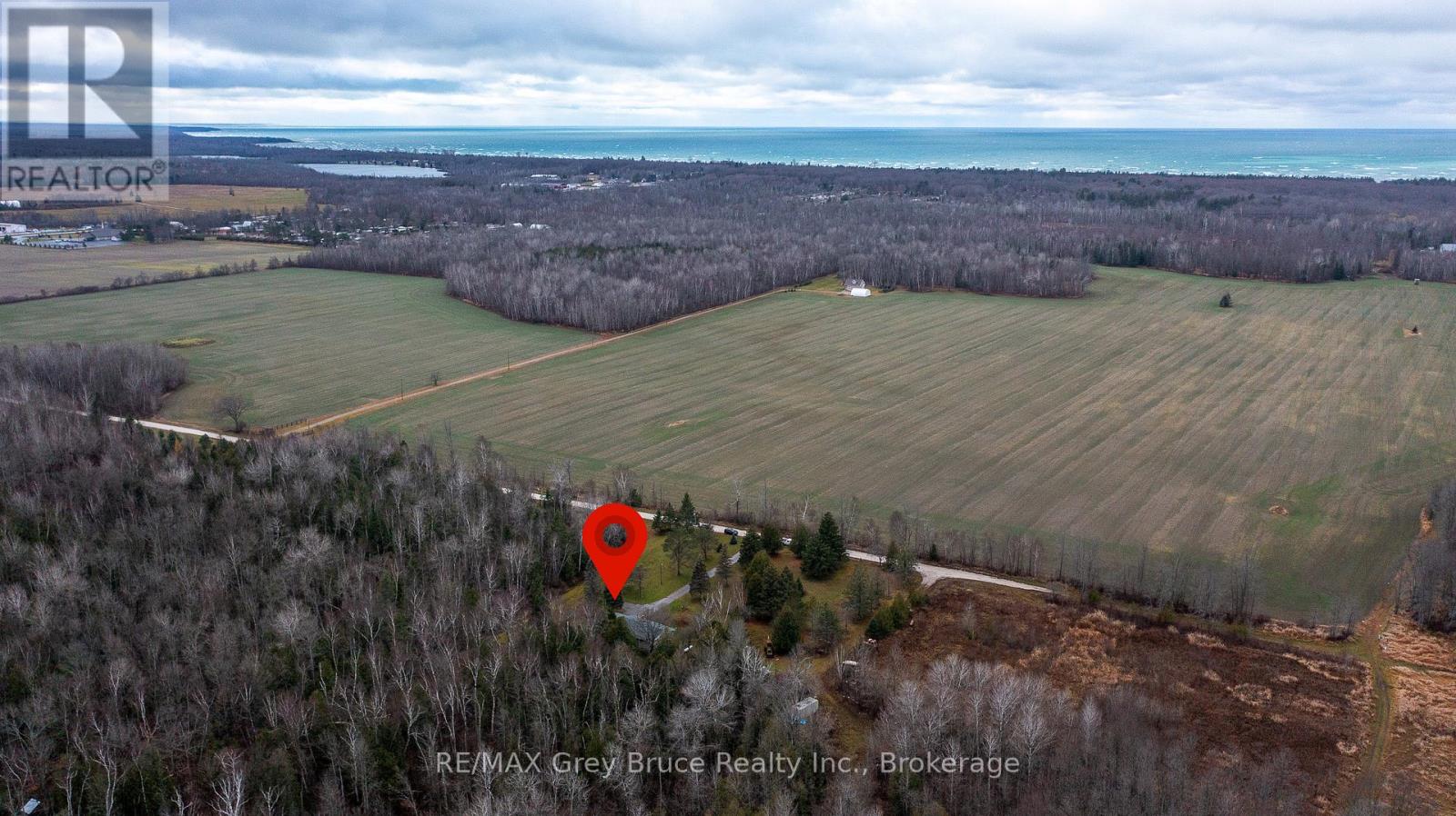 564 Municipal Road, South Bruce Peninsula, Ontario  N0H 2G0 - Photo 36 - X12190070