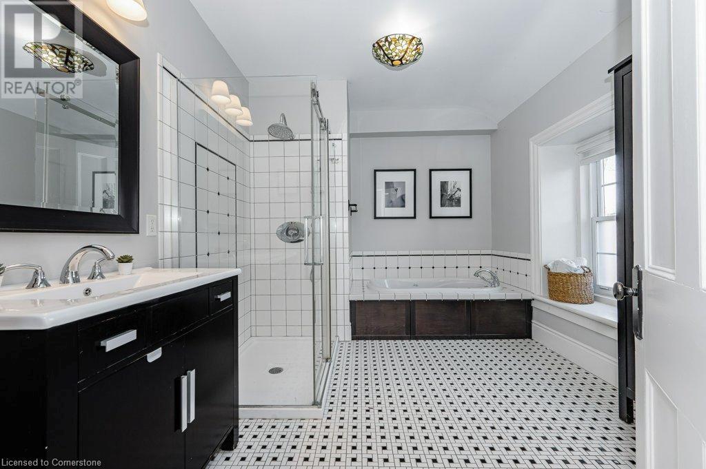 15 Liverpool Street, Guelph, Ontario  N1H 2K8 - Photo 29 - 40736488
