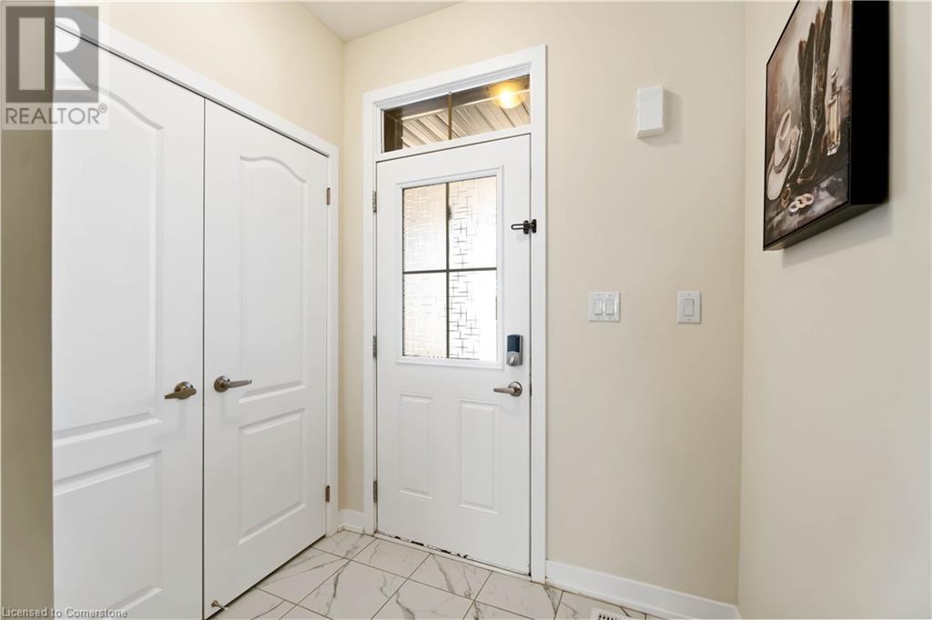 10 Lemon Avenue, Thorold, Ontario  L0S 1K0 - Photo 3 - 40736288