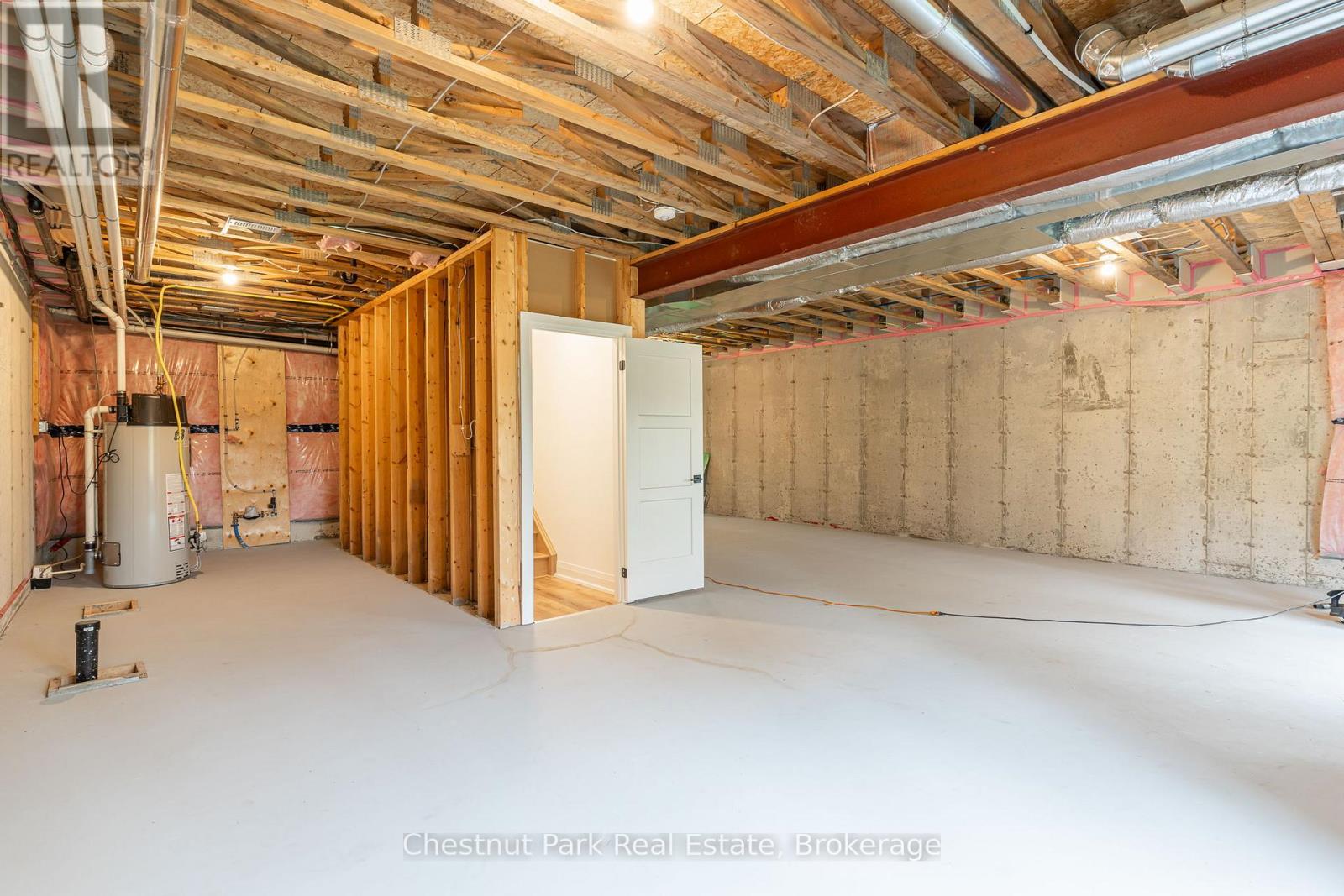 55 Jack Street, Huntsville, Ontario  P1H 0G4 - Photo 33 - X12190107