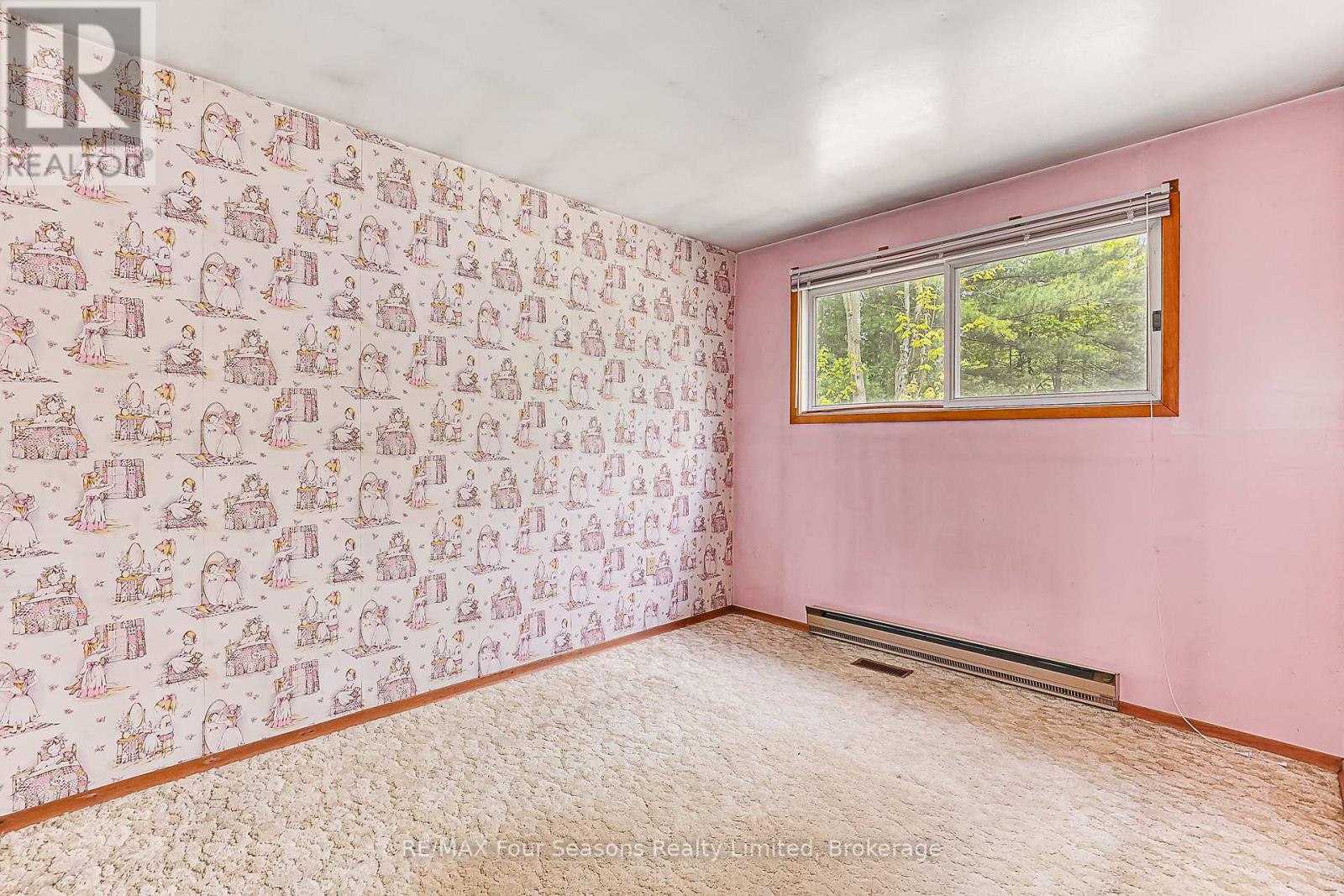 828 Oxbow Park Drive, Wasaga Beach, Ontario  L9Z 2V1 - Photo 14 - S12181588