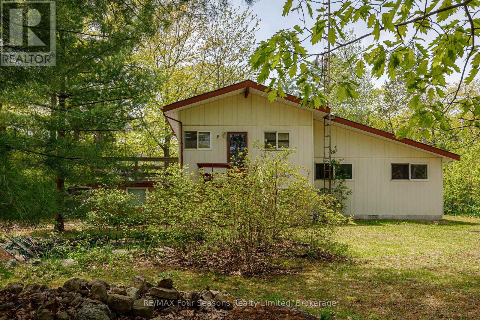 828 Oxbow Park Drive, Wasaga Beach, Ontario  L9Z 2V1 - Photo 26 - S12181588