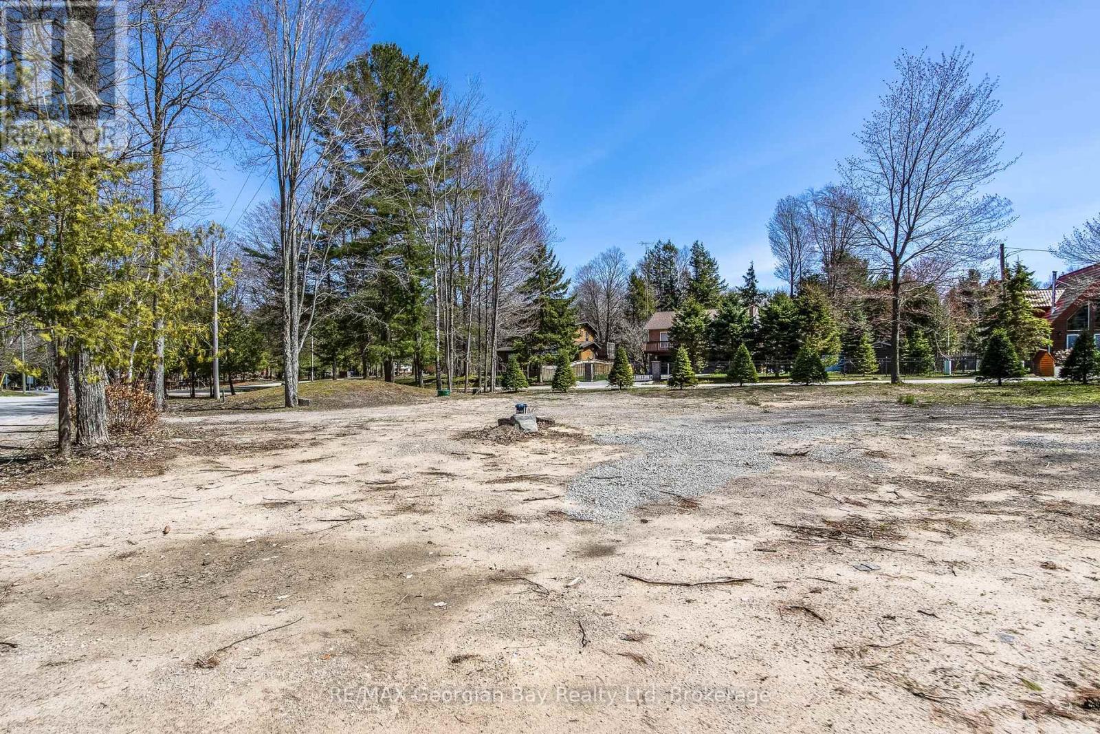 121 Green Point Road, Tiny, Ontario  L9M 0M7 - Photo 14 - S12190486