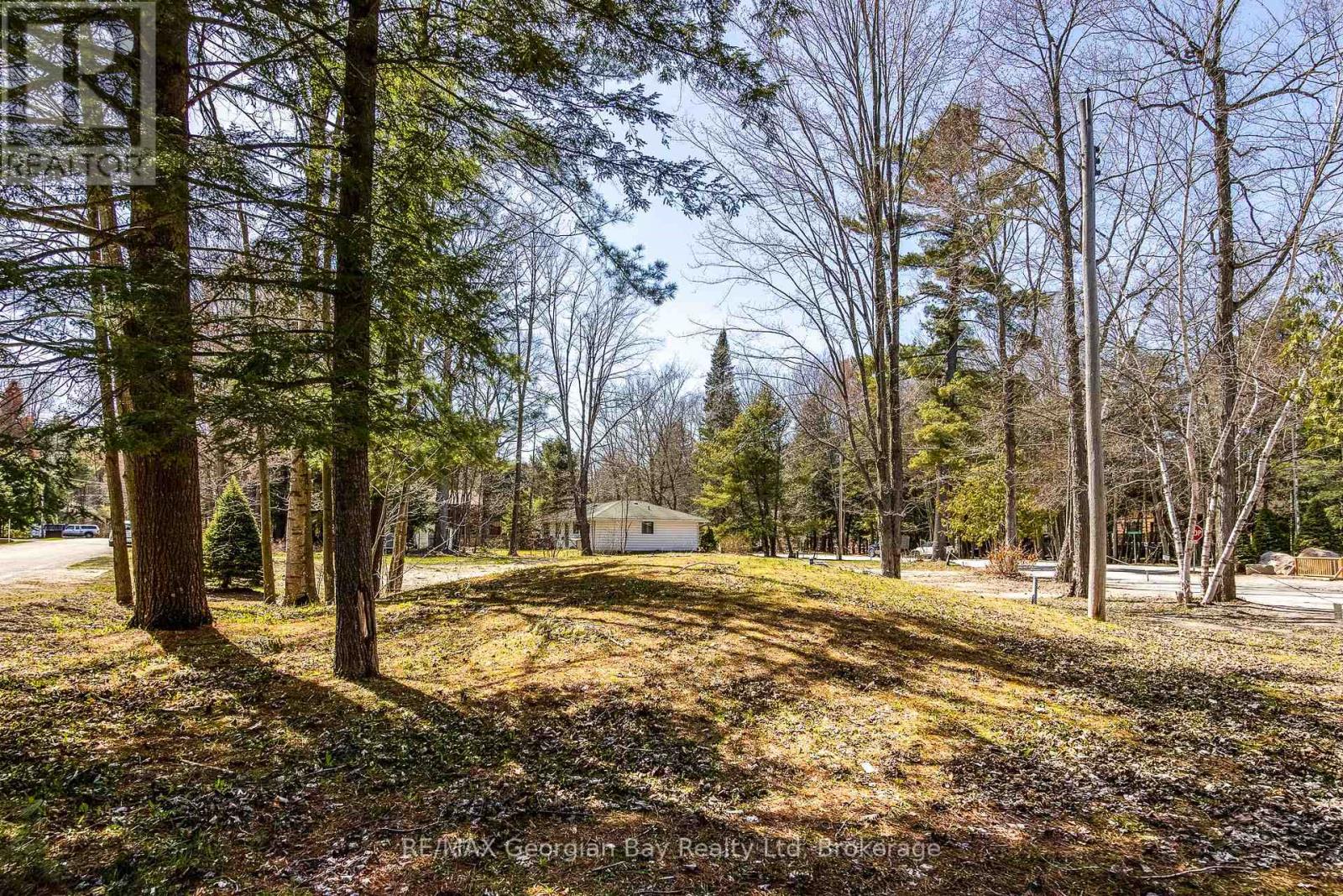 121 Green Point Road, Tiny, Ontario  L9M 0M7 - Photo 17 - S12190486