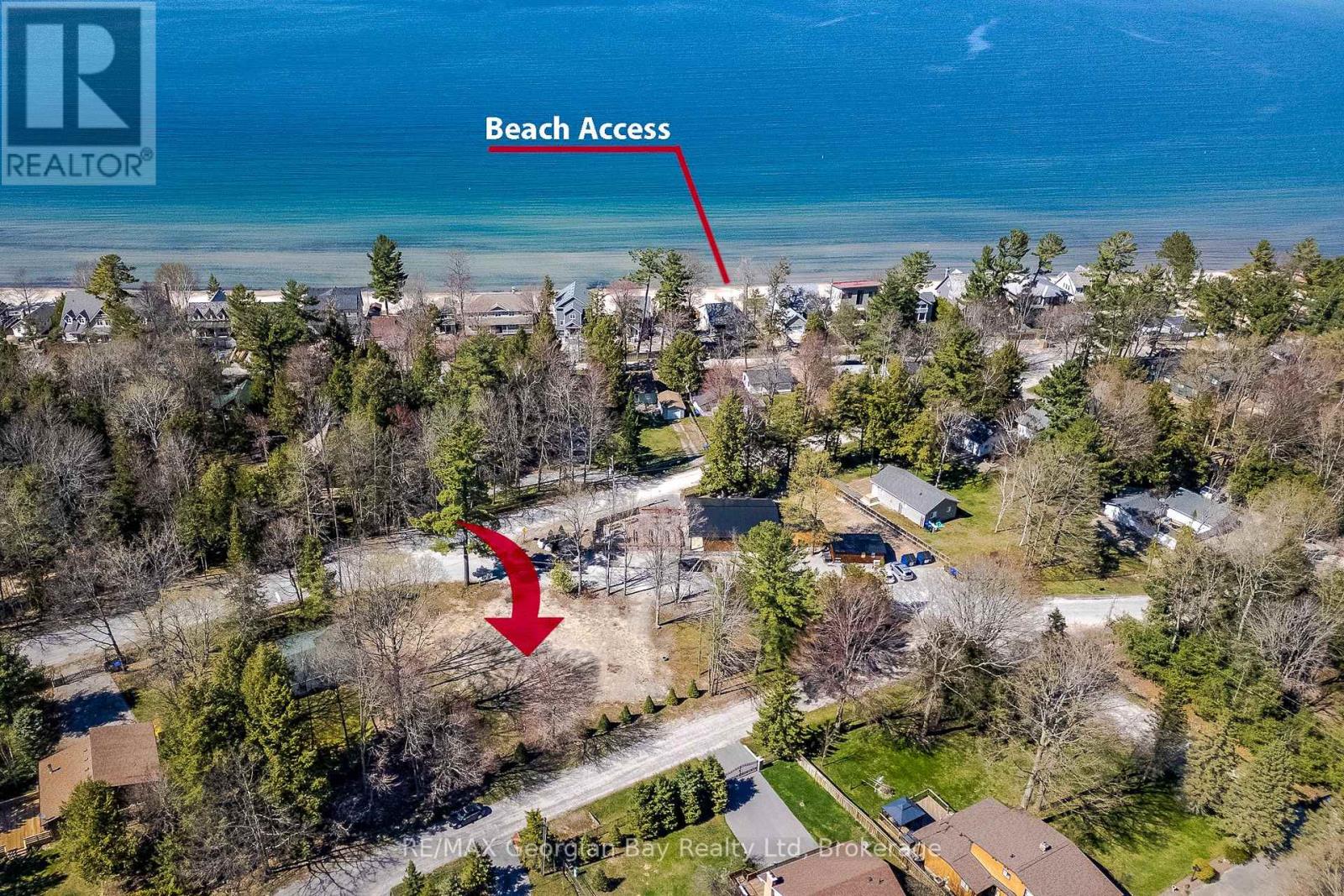 121 Green Point Road, Tiny, Ontario  L9M 0M7 - Photo 3 - S12190486