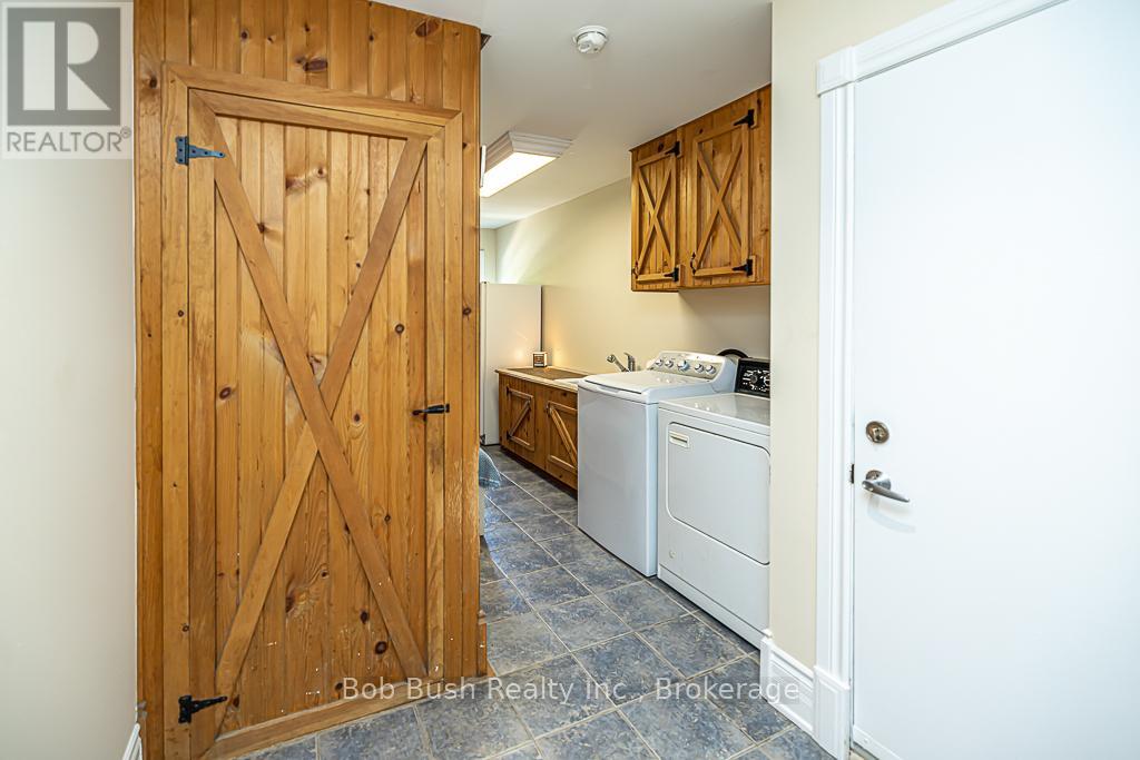 2059 Upper Big Chute Road, Severn, Ontario  L0K 1E0 - Photo 17 - S12190820
