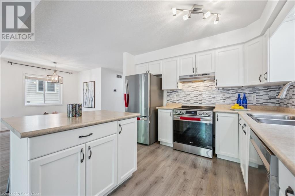 598 Woolgrass Avenue, Waterloo, Ontario  N2V 2X8 - Photo 20 - 40733660