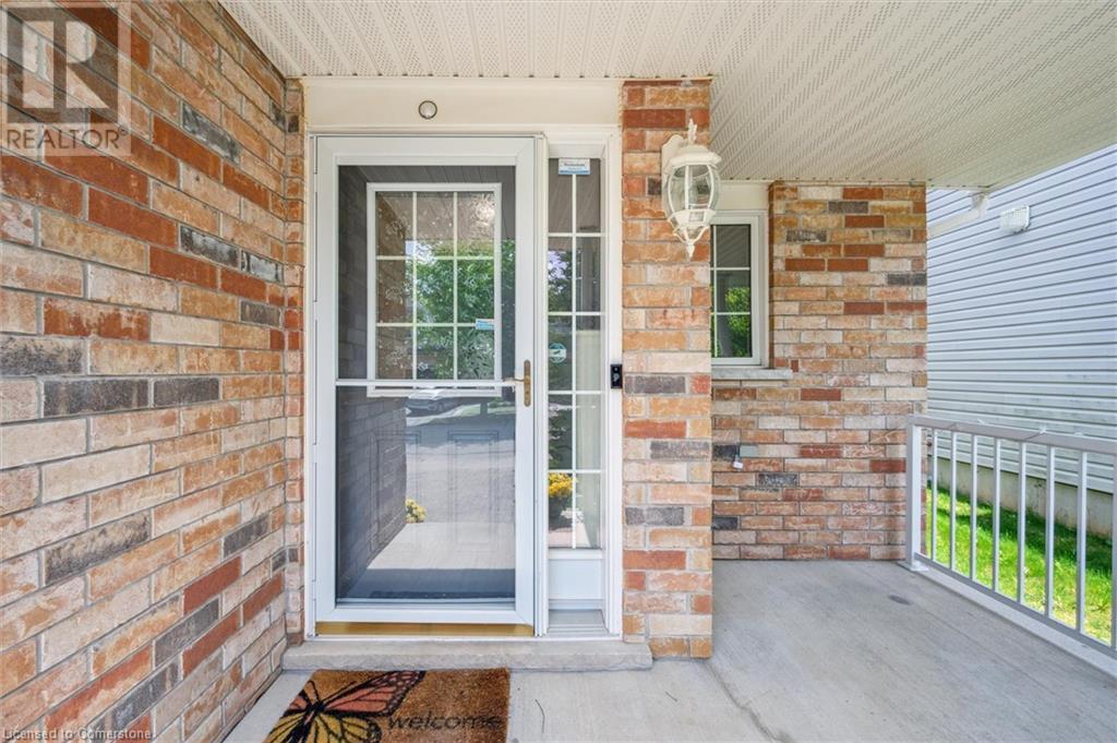 598 Woolgrass Avenue, Waterloo, Ontario  N2V 2X8 - Photo 3 - 40733660