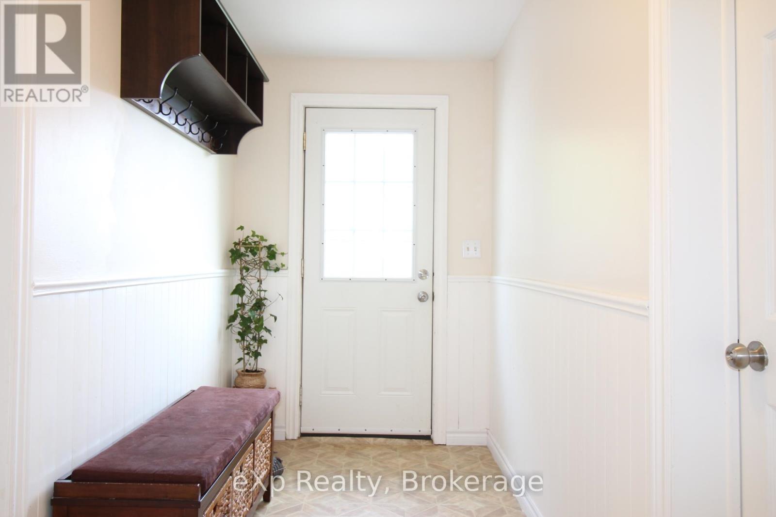 775355 10 Highway, Grey Highlands, Ontario  N0C 1H0 - Photo 11 - X12191019