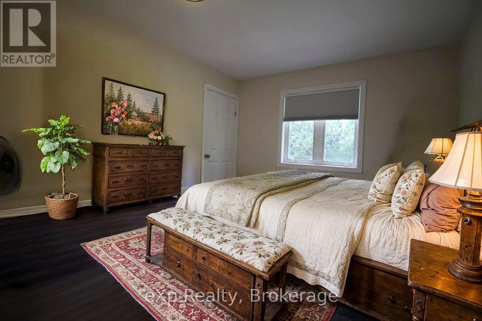 775355 10 Highway, Grey Highlands, Ontario  N0C 1H0 - Photo 22 - X12191019