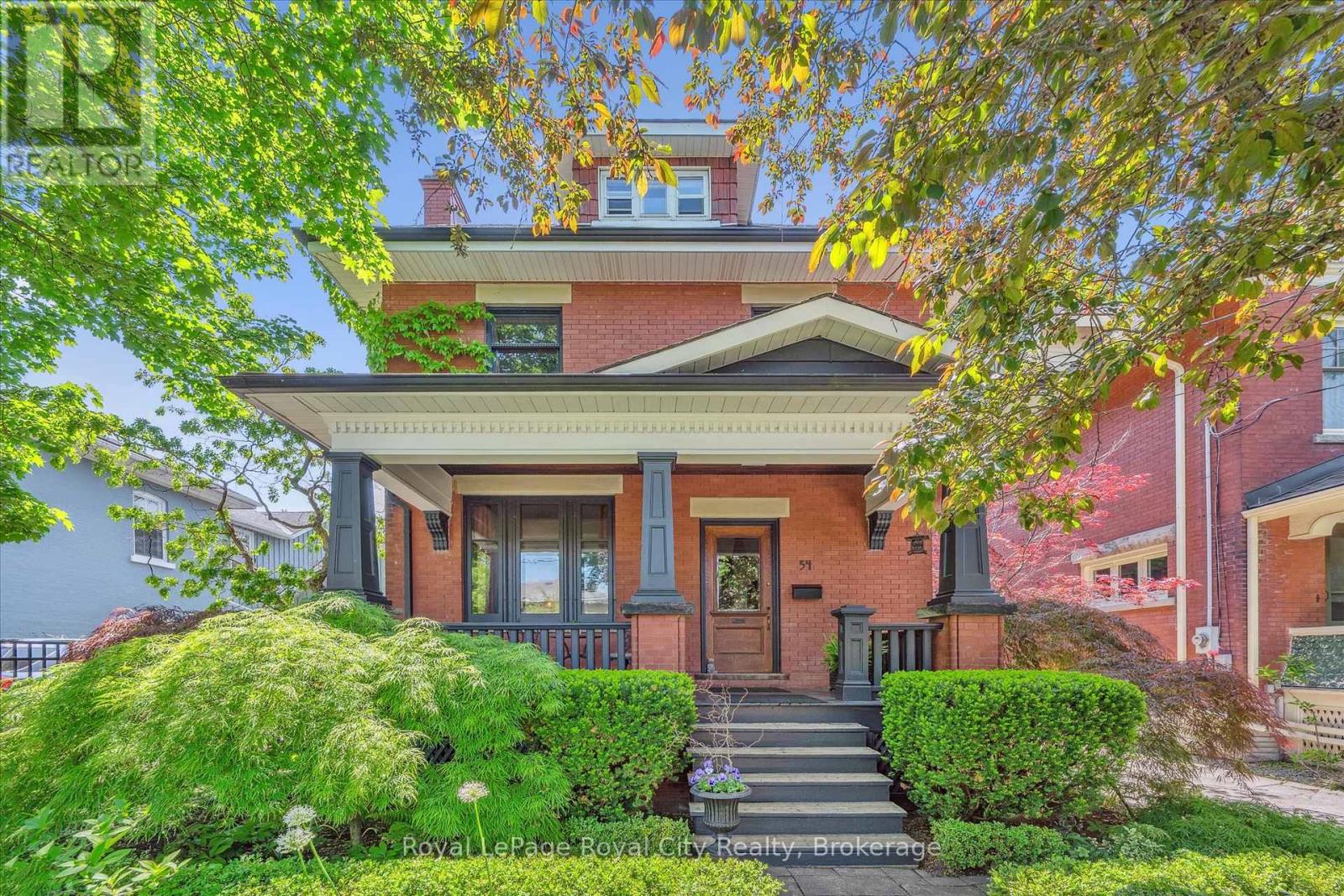 54 CLINTON STREET, Guelph, Ontario