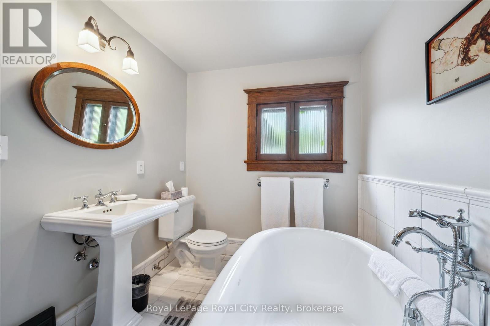 54 Clinton Street, Guelph, Ontario  N1H 5G5 - Photo 33 - X12191506