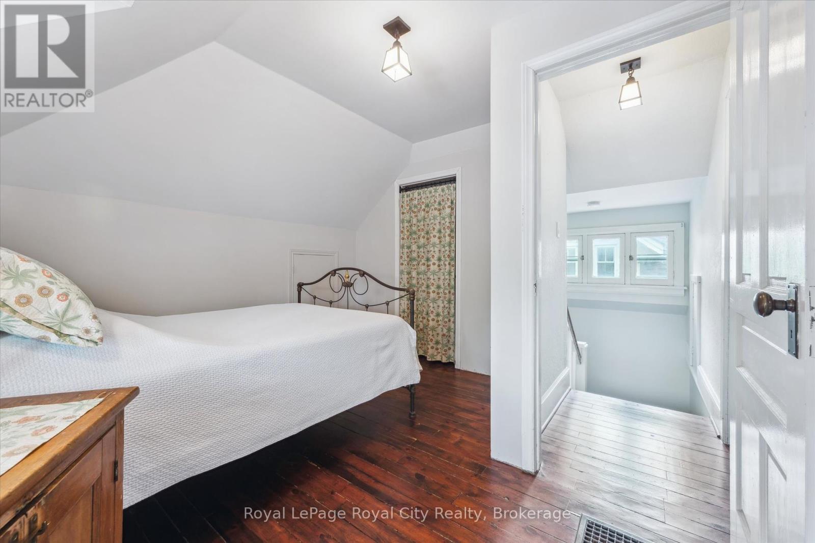 54 Clinton Street, Guelph, Ontario  N1H 5G5 - Photo 38 - X12191506