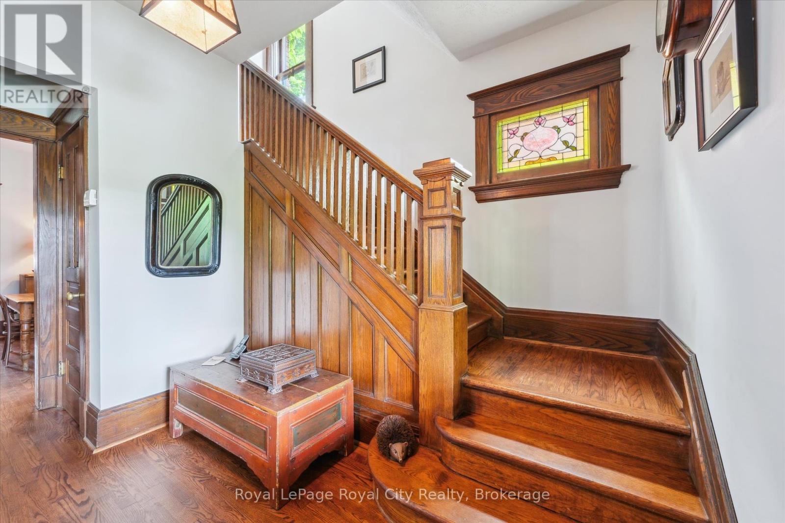 54 Clinton Street, Guelph, Ontario  N1H 5G5 - Photo 5 - X12191506