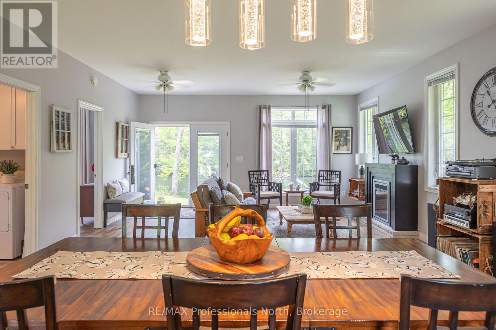 24 Relax Avenue, Kawartha Lakes, Ontario  K0M 2L0 - Photo 7 - X12191518
