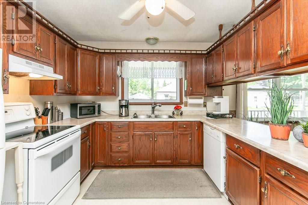62 Queen Street, Huron East, Ontario  N0G 1H0 - Photo 15 - 40735918