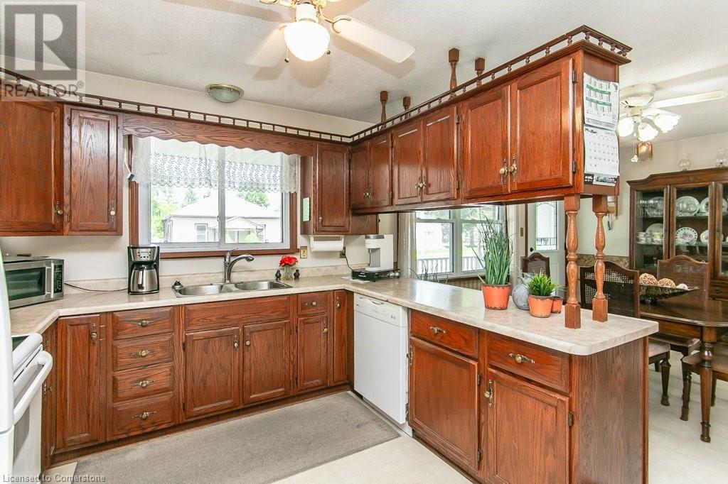 62 Queen Street, Huron East, Ontario  N0G 1H0 - Photo 16 - 40735918
