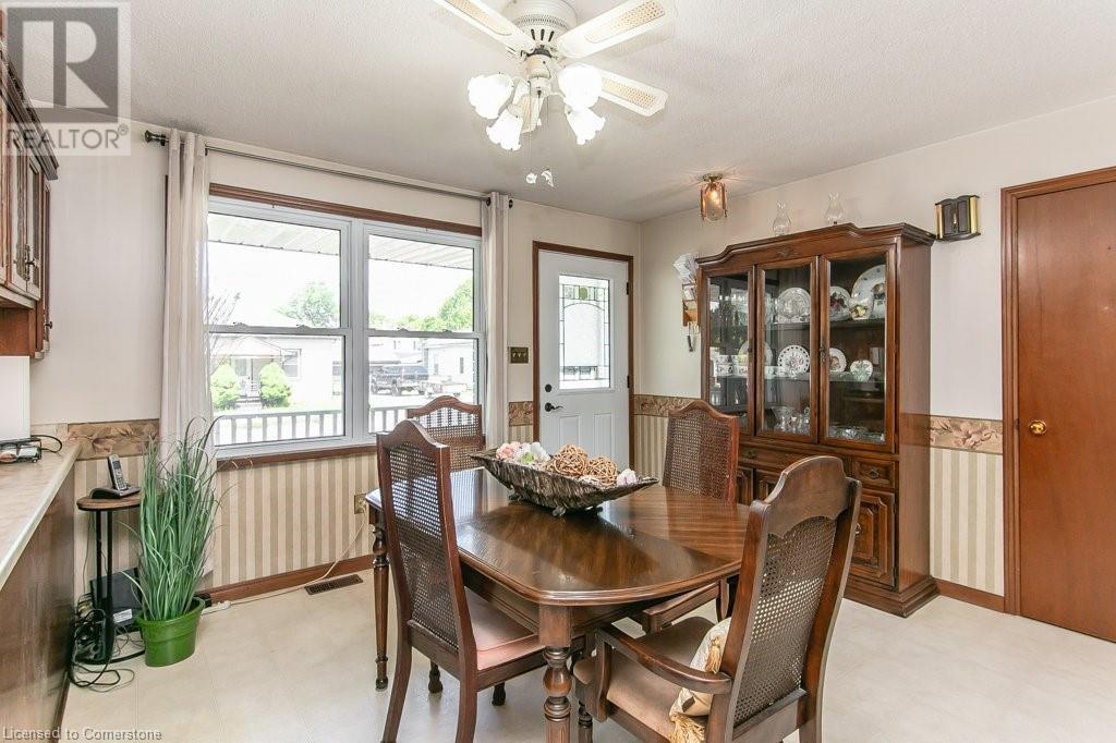 62 Queen Street, Huron East, Ontario  N0G 1H0 - Photo 7 - 40735918