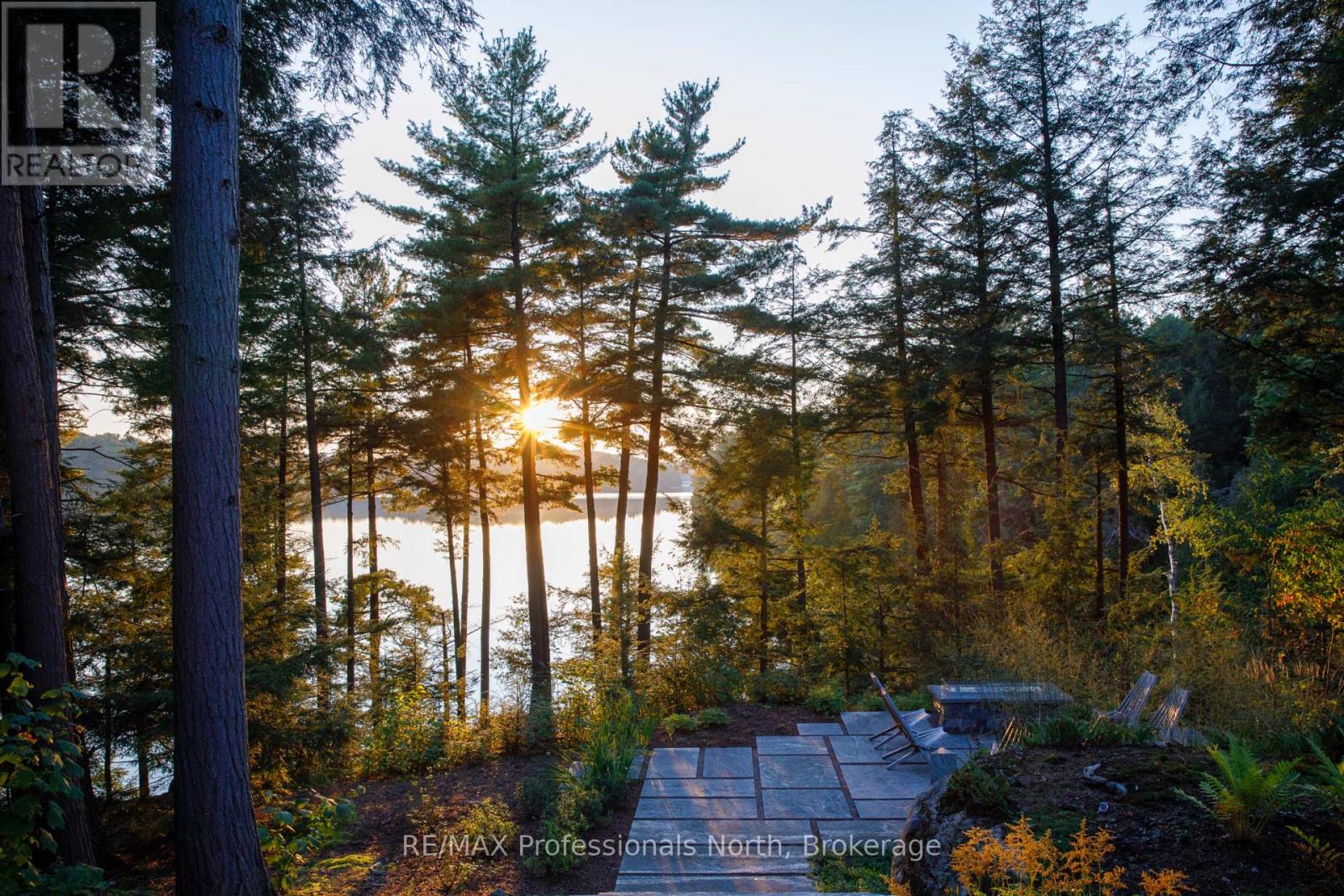 1298 Lipsy Lake Drive, Dysart Et Al, Ontario  K0M 1S0 - Photo 41 - X12191938
