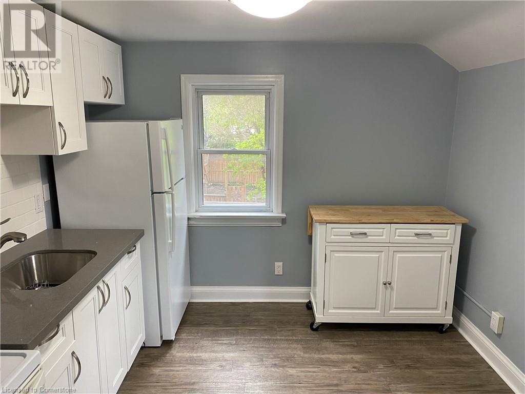 49 West Avenue, Kitchener, Ontario  N2M 1X4 - Photo 14 - 40736663