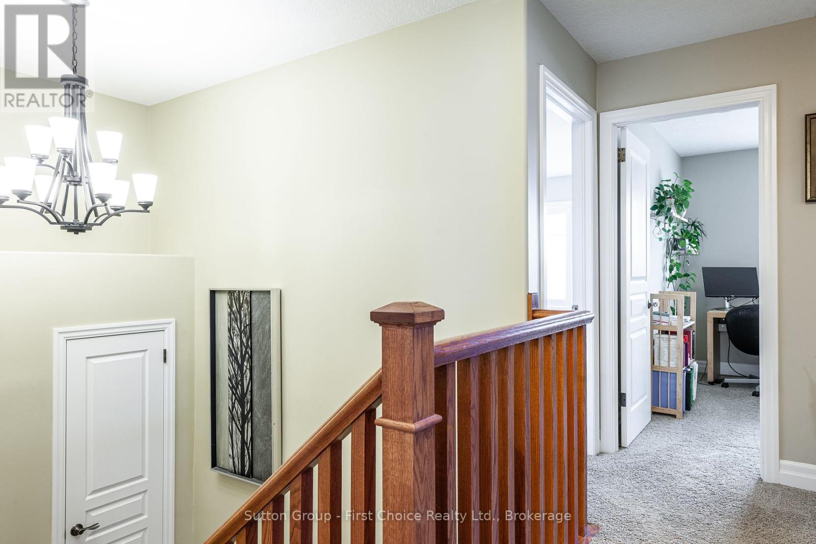 138 Oak Park Drive, Waterloo, Ontario  N2K 0B3 - Photo 16 - X12192151