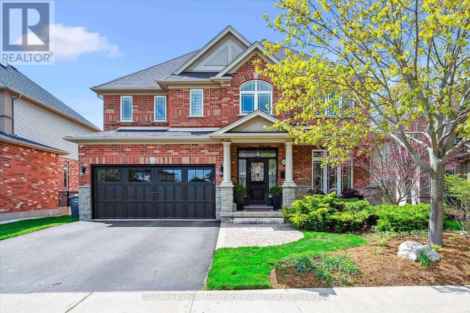 8 RAY CRESCENT, Guelph, Ontario