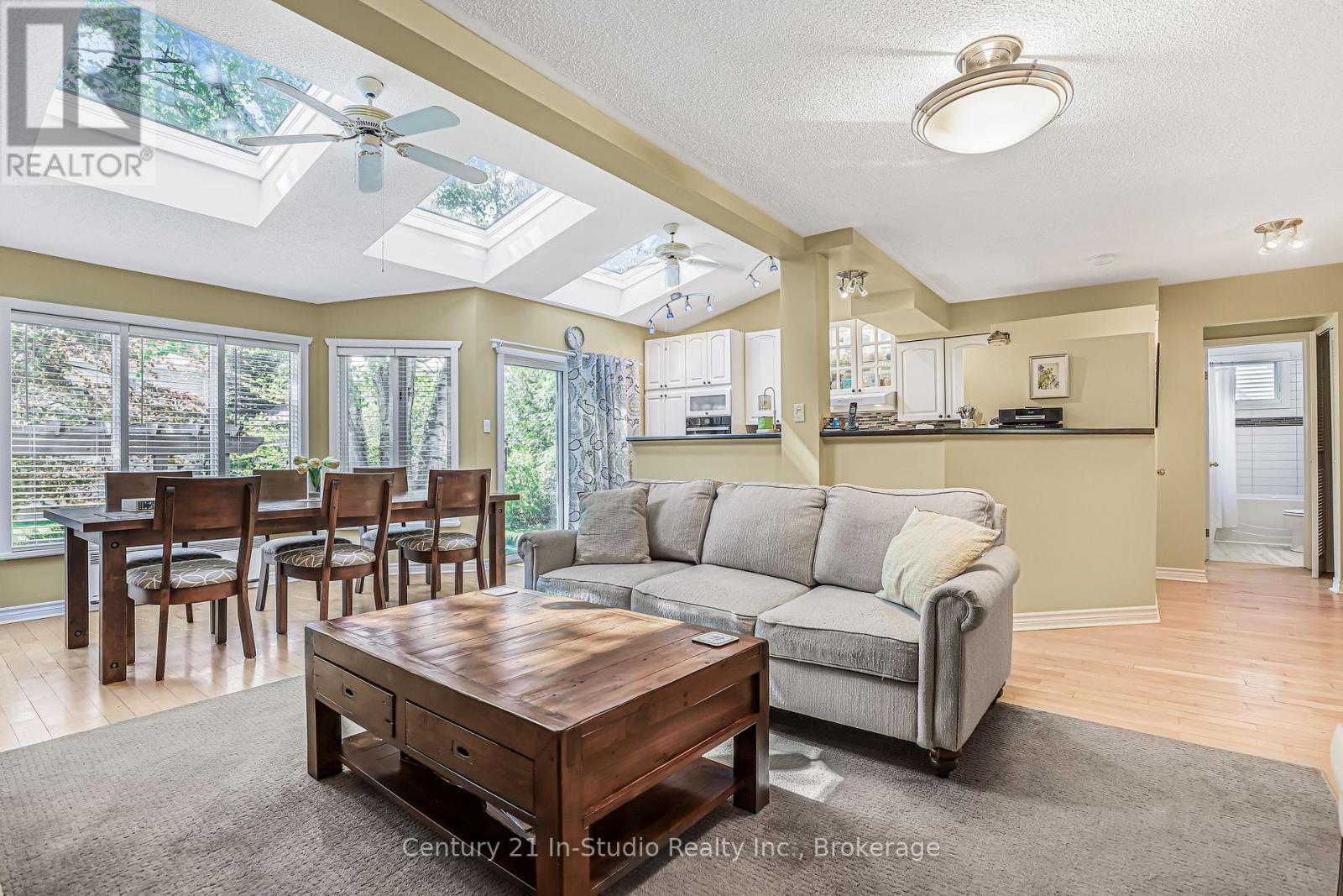 294 Albert Street S, Saugeen Shores, Ontario  N0H 2L0 - Photo 17 - X12192462