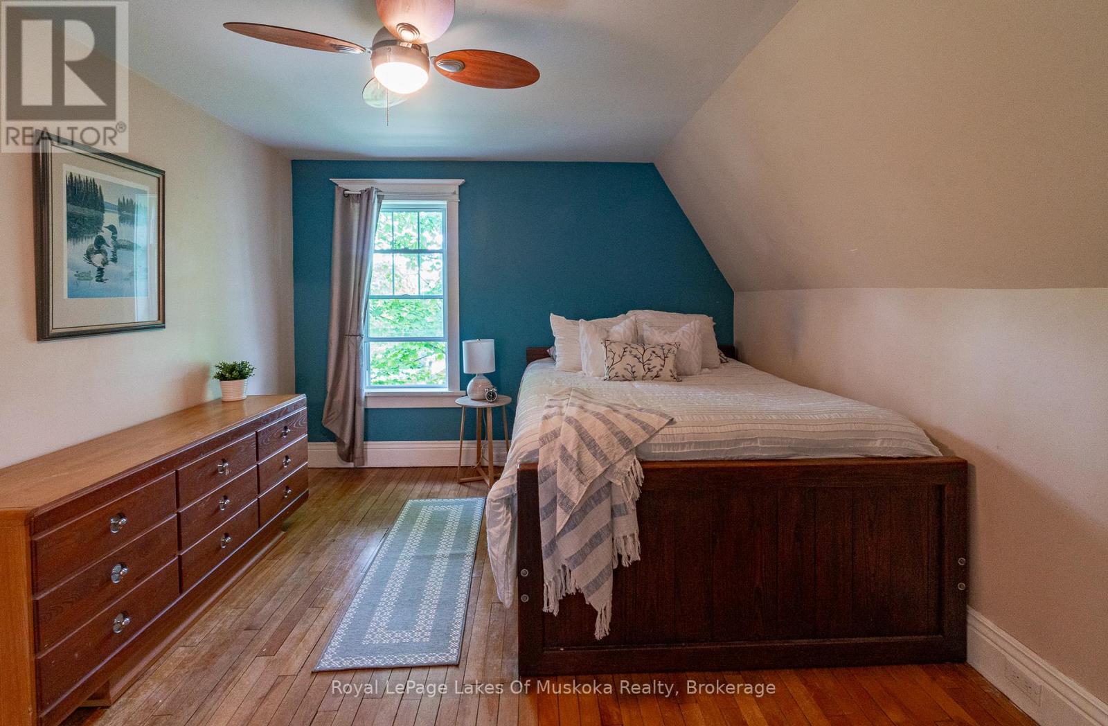 15 Lorne Street S, Huntsville, Ontario  P1H 1V6 - Photo 34 - X12192464