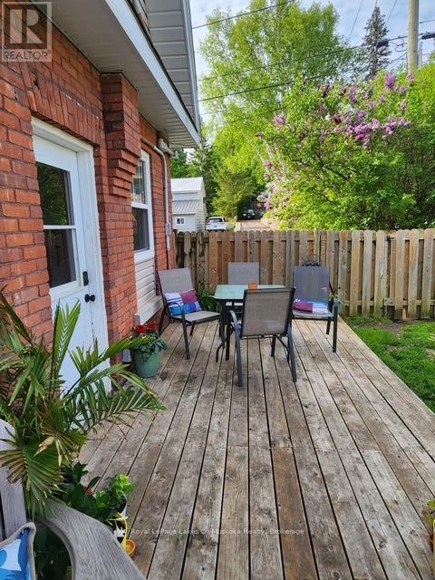 15 Lorne Street S, Huntsville, Ontario  P1H 1V6 - Photo 6 - X12192464