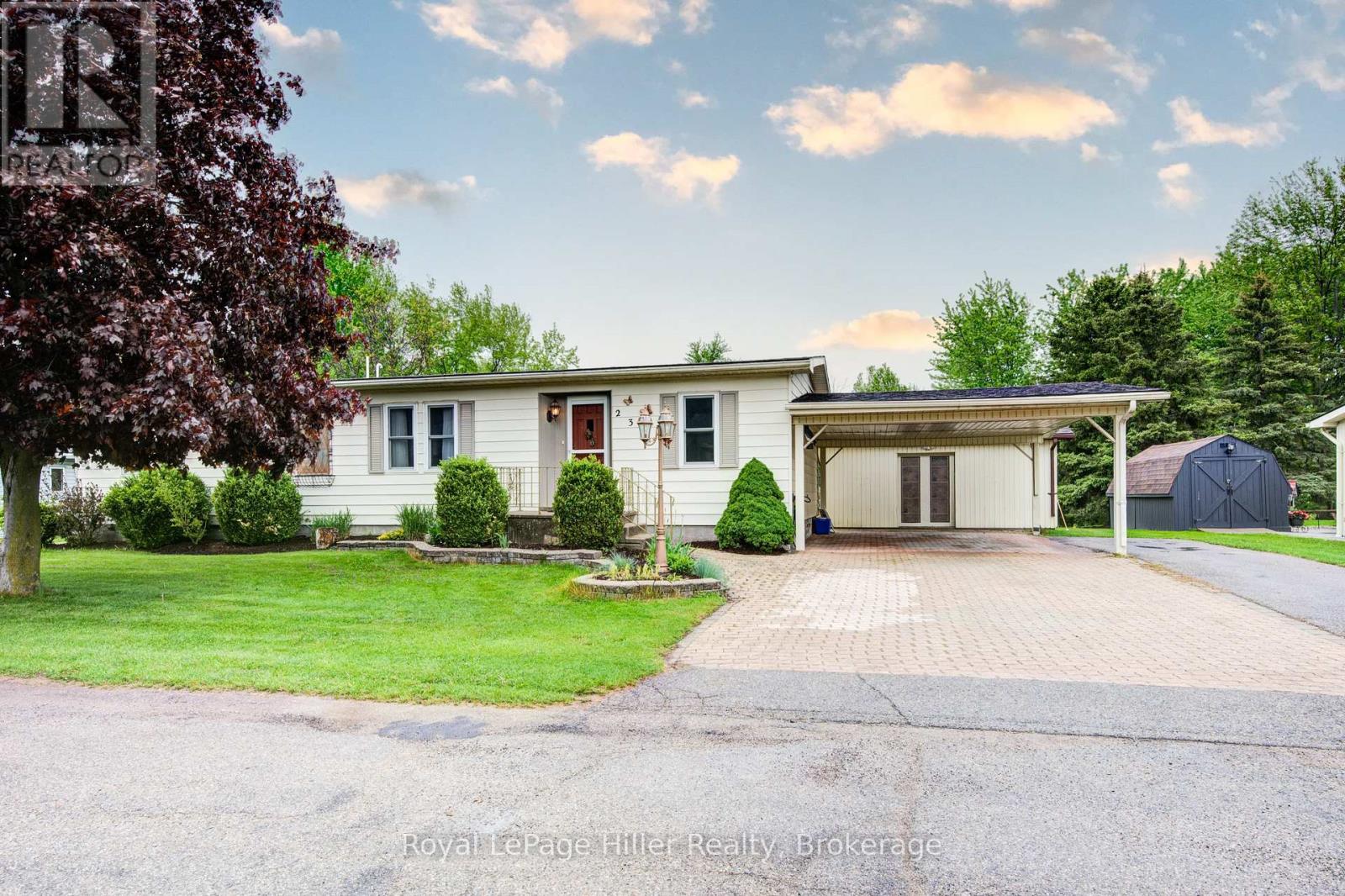 235 HICKORY LANE, Perth East, Ontario