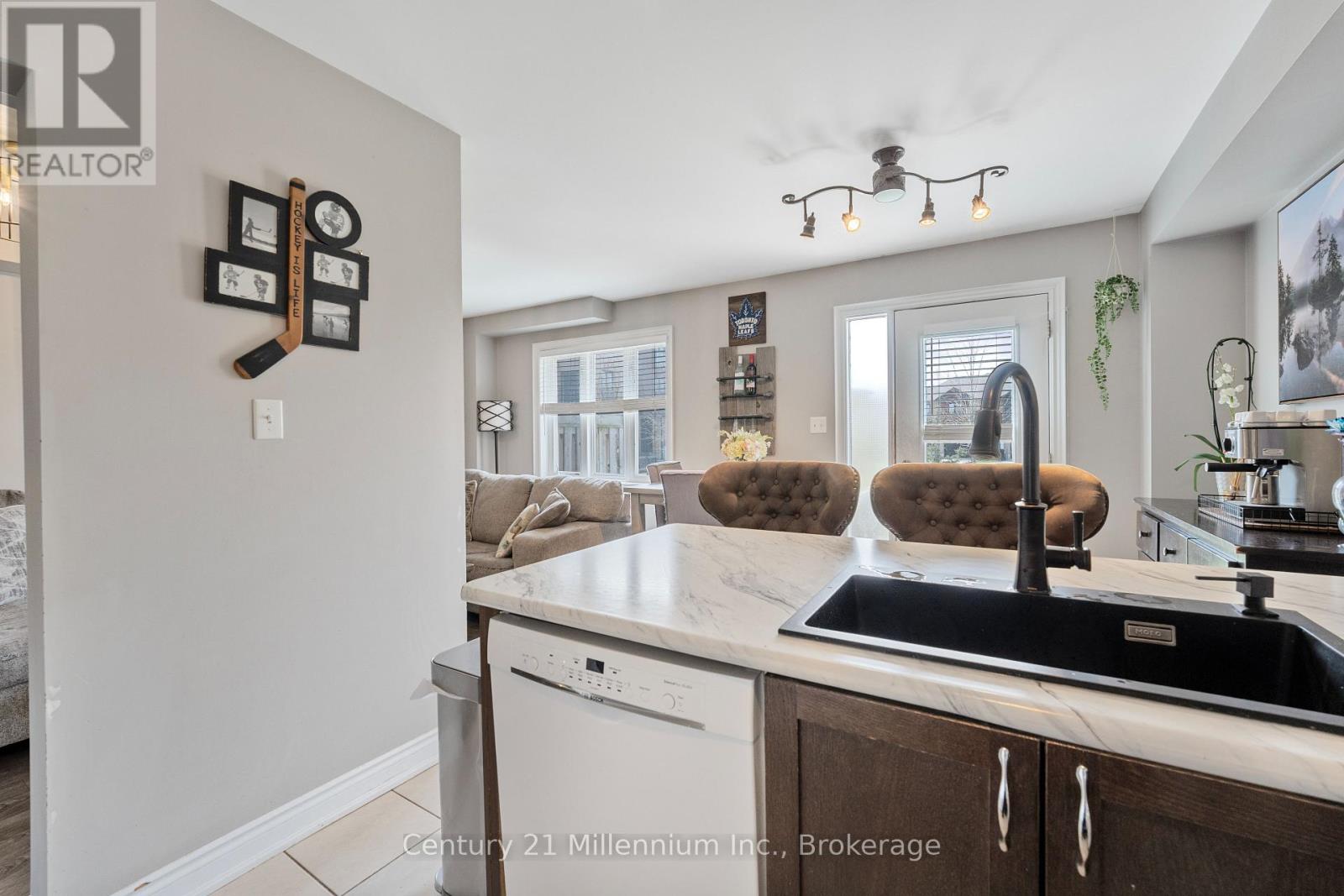 5 - 31 Madelaine Drive, Barrie, Ontario  L9J 0G8 - Photo 25 - S12192688
