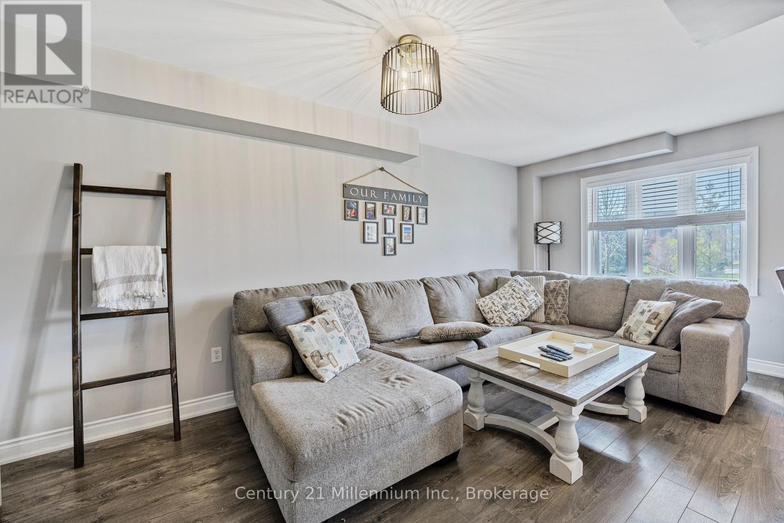 5 - 31 Madelaine Drive, Barrie, Ontario  L9J 0G8 - Photo 8 - S12192688