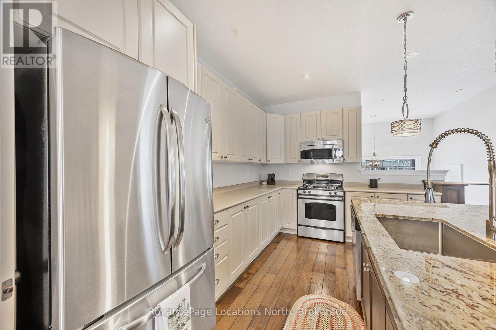20 Dance Street, Collingwood, Ontario  L9Y 0H4 - Photo 9 - S12192784