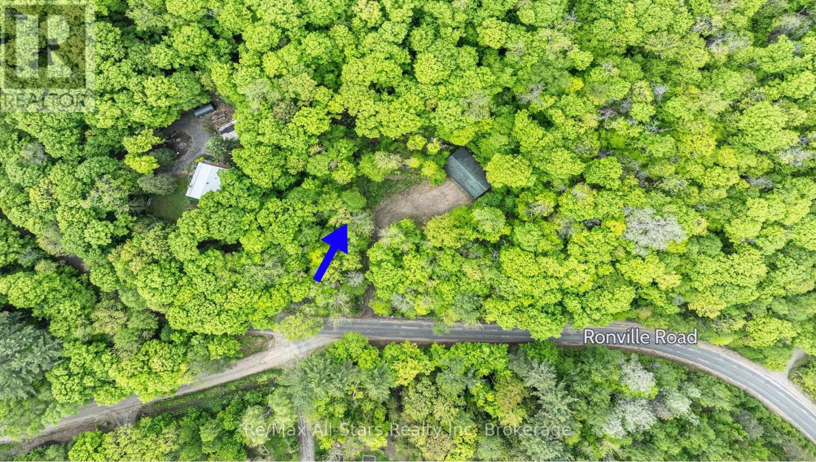 1028 Ronville Road, Lake Of Bays, Ontario  P0A 1H0 - Photo 2 - X12193186