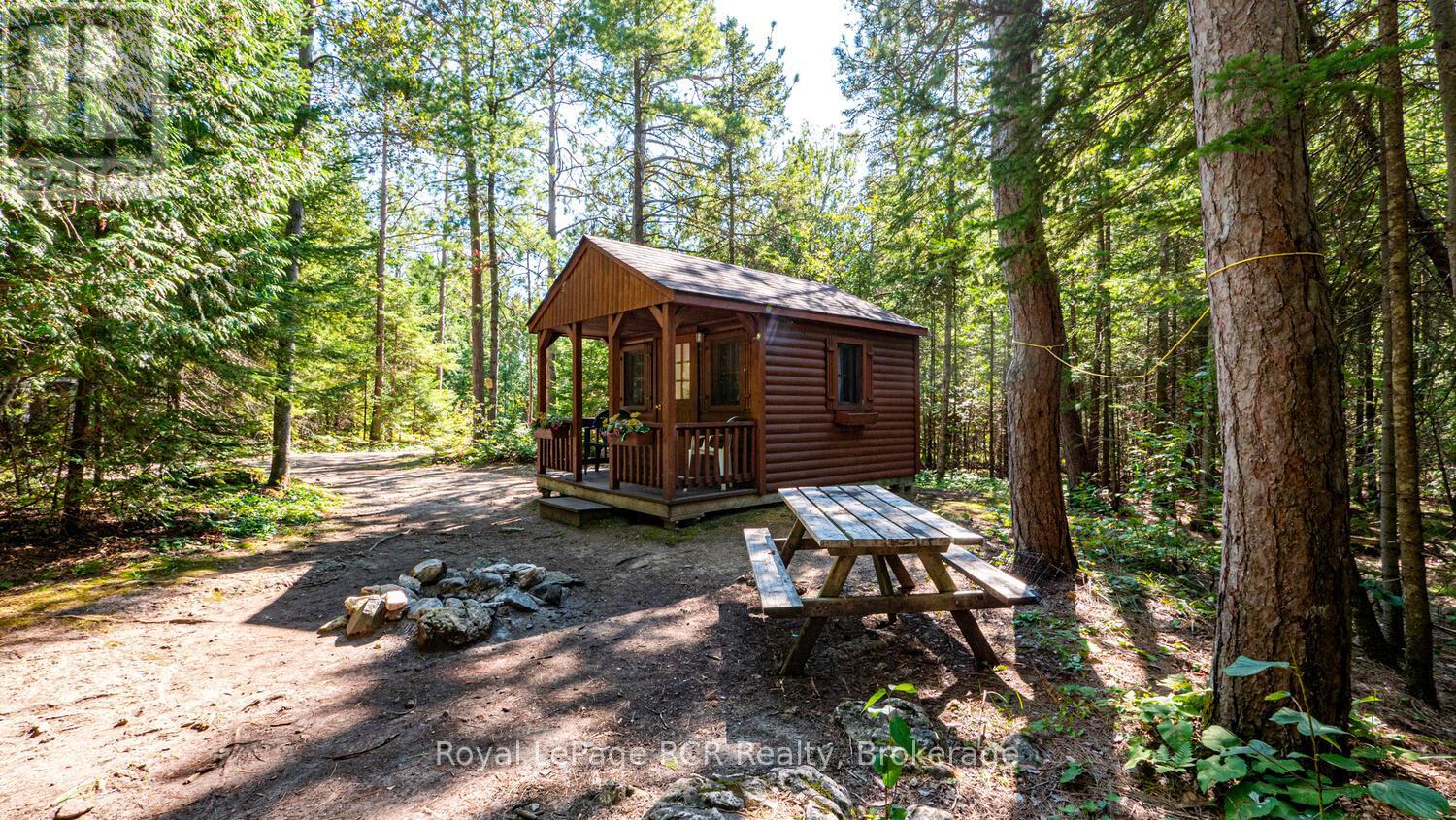 6313 Highway 6, Northern Bruce Peninsula, Ontario  N0H 2R0 - Photo 14 - X12193555