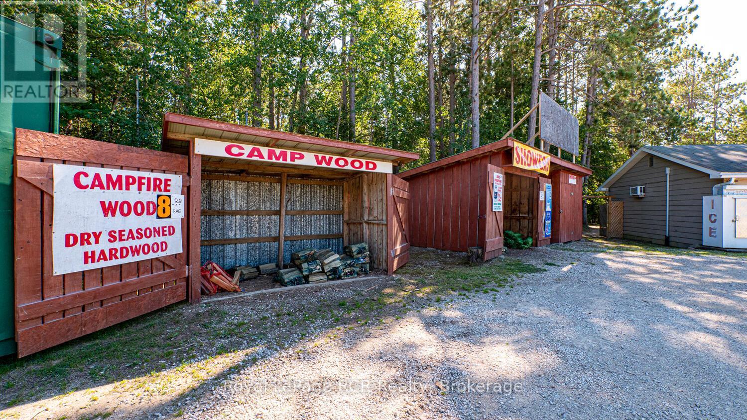 6313 Highway 6, Northern Bruce Peninsula, Ontario  N0H 2R0 - Photo 21 - X12193555