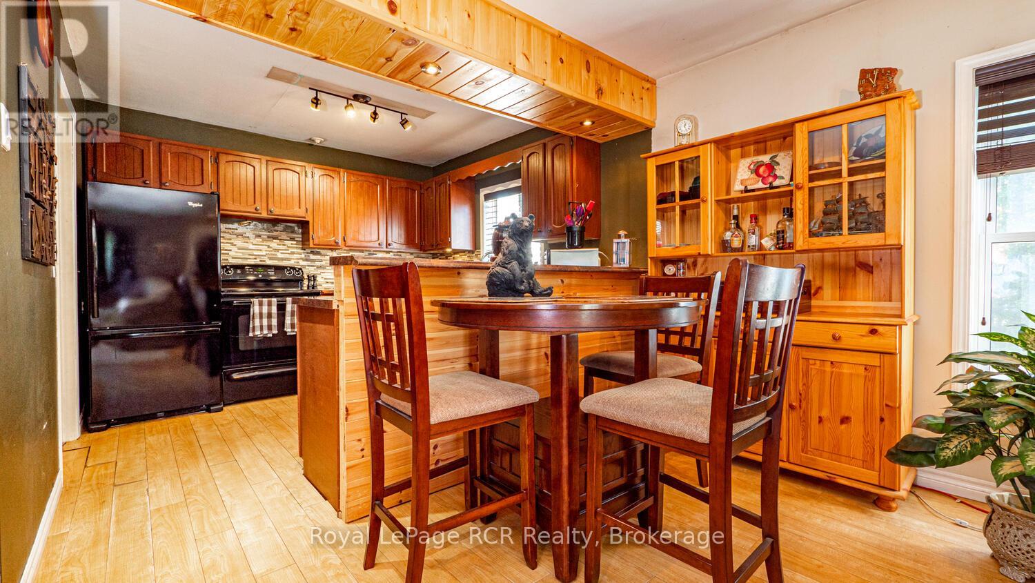 6313 Highway 6, Northern Bruce Peninsula, Ontario  N0H 2R0 - Photo 24 - X12193555