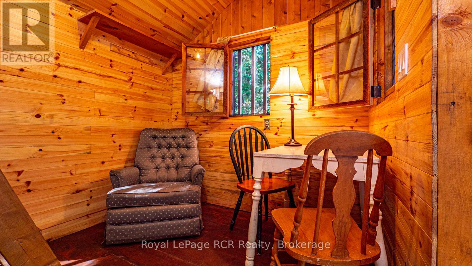 6313 Highway 6, Northern Bruce Peninsula, Ontario  N0H 2R0 - Photo 6 - X12193555