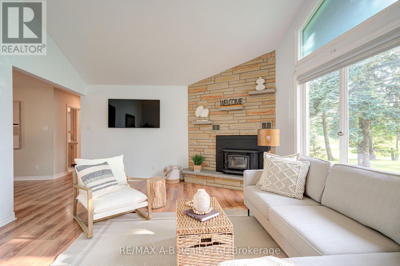 3981 111 Road, Perth East, Ontario  N5A 6S5 - Photo 12 - X12193564