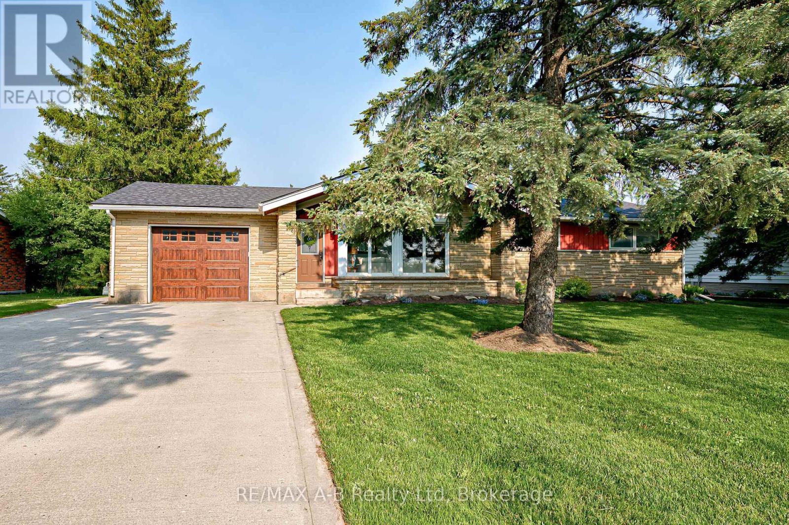 3981 111 Road, Perth East, Ontario  N5A 6S5 - Photo 4 - X12193564
