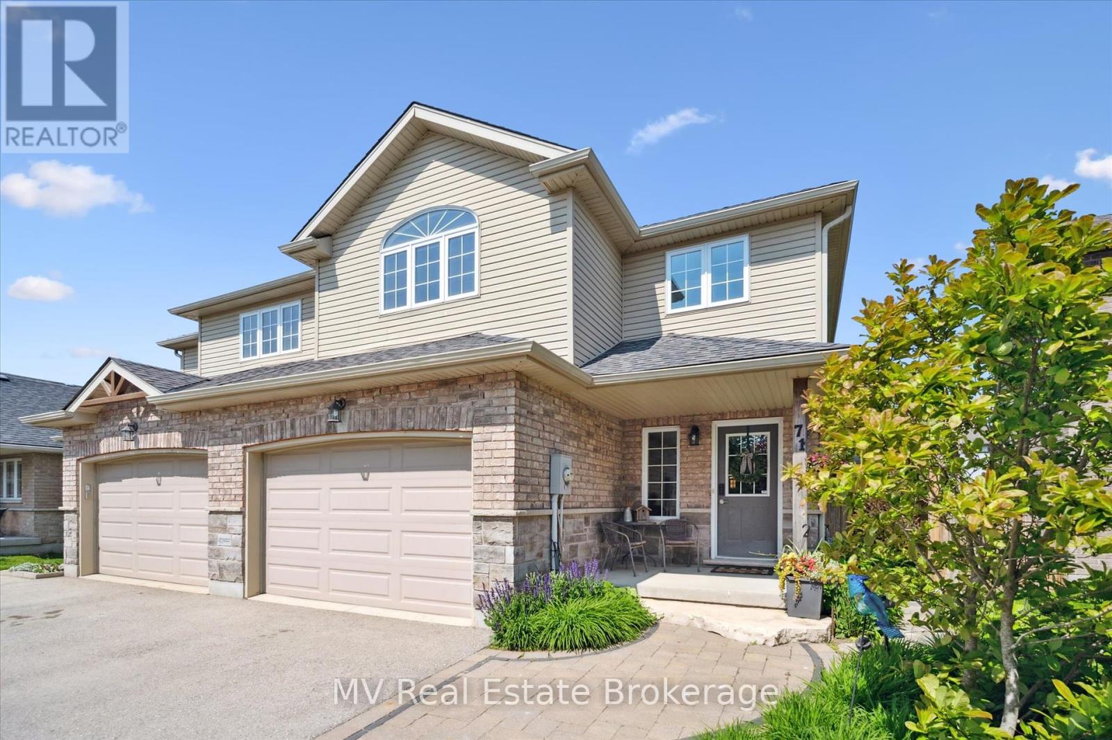 71 Healey Street, Centre Wellington, Ontario  N0B 1S0 - Photo 2 - X12193879