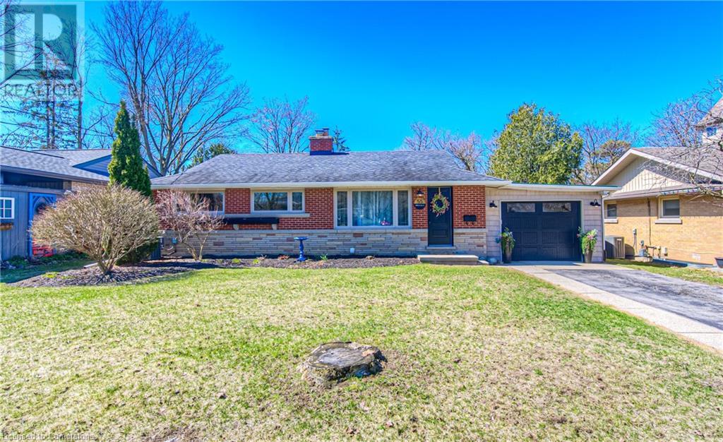 55 Cardinal Crescent S, Waterloo, Ontario  N2J 2E6 - Photo 3 - 40737044