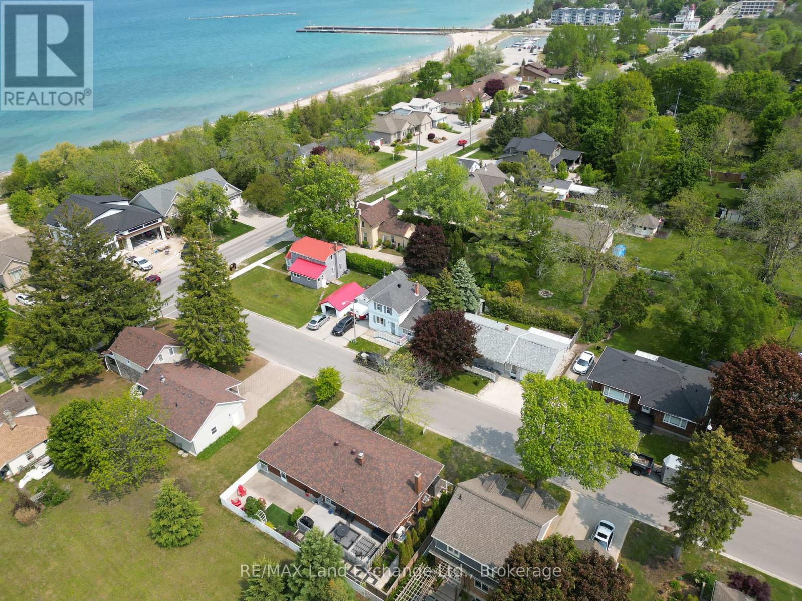 262 Gordon Street, Kincardine, Ontario  N2Z 2H5 - Photo 25 - X12194280