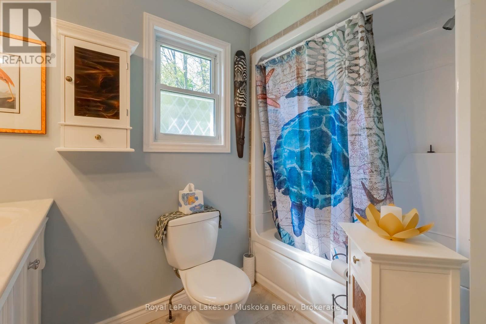 11 Meadow Park Drive, Huntsville, Ontario  P1H 1G2 - Photo 19 - X12194308