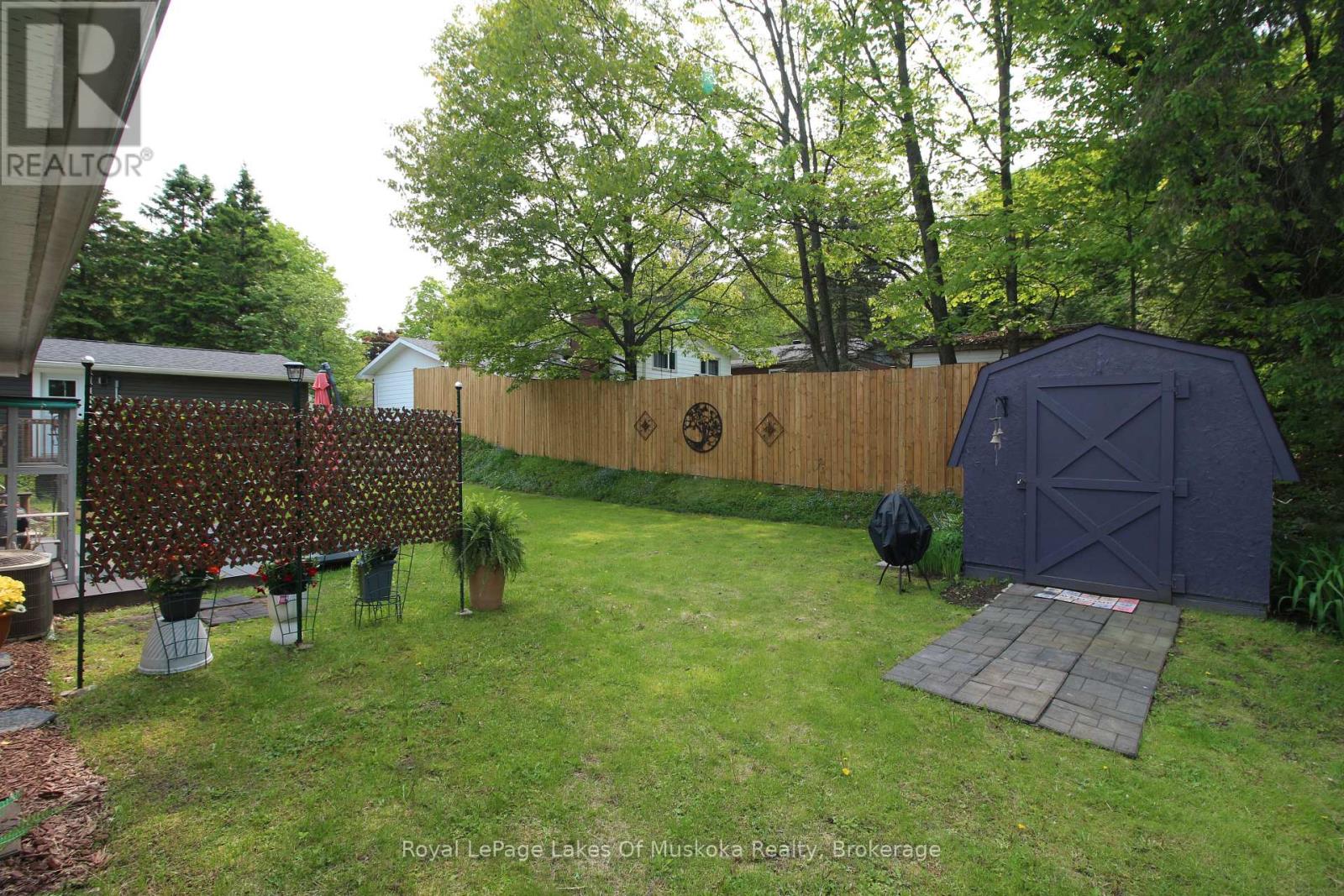 11 Meadow Park Drive, Huntsville, Ontario  P1H 1G2 - Photo 25 - X12194308