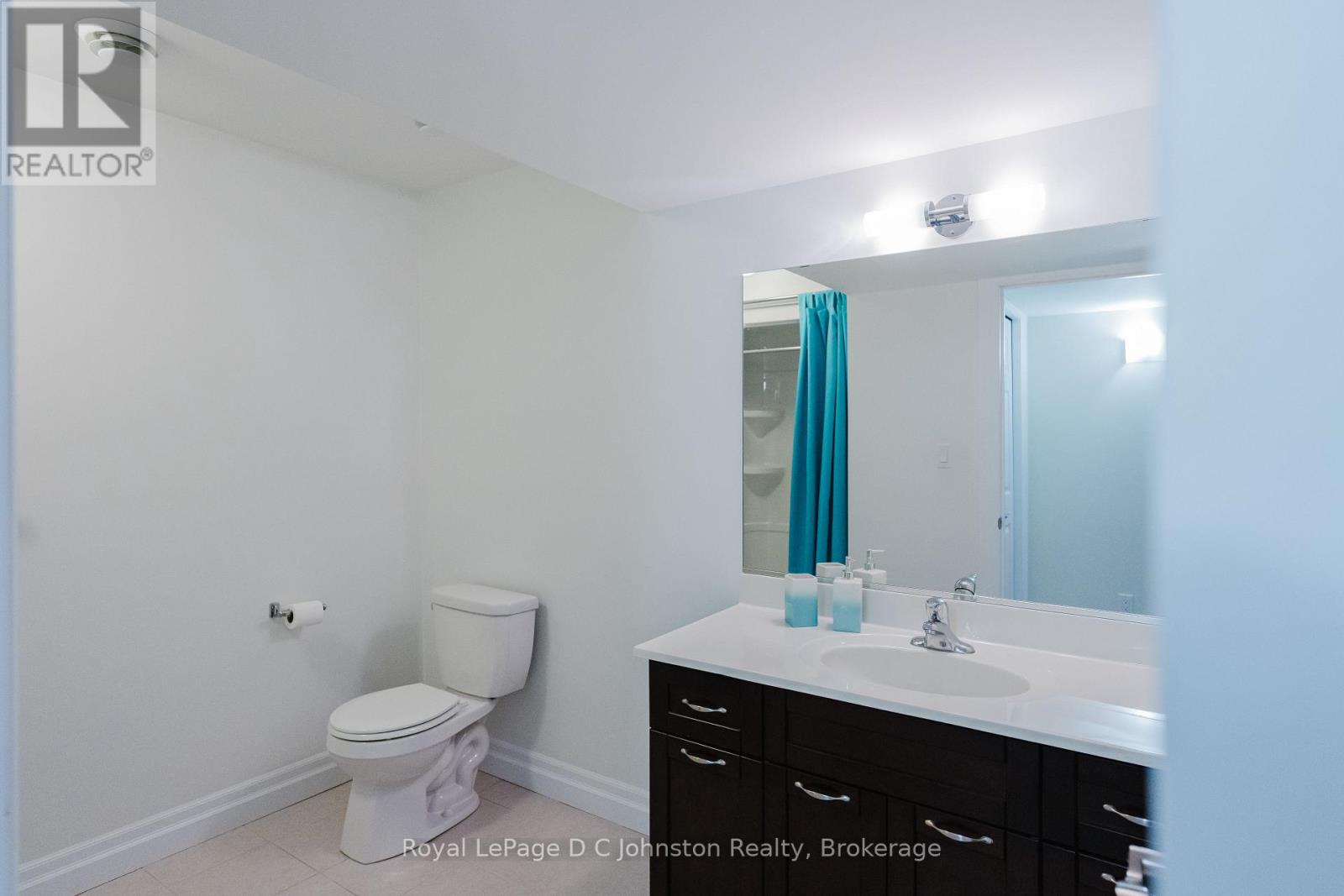32 Pegasus Trails, Saugeen Shores, Ontario  N0H 2C6 - Photo 39 - X12194316