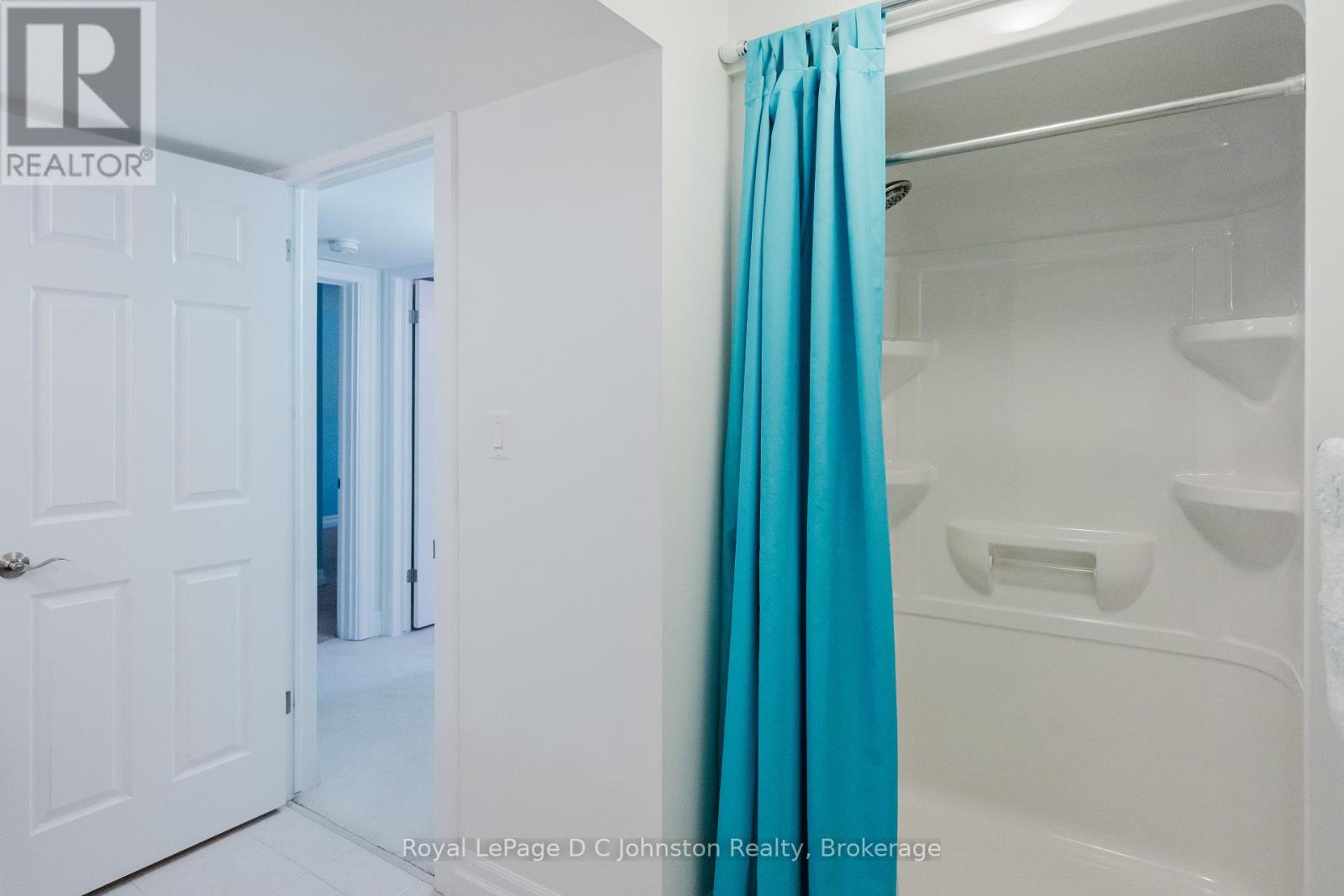 32 Pegasus Trails, Saugeen Shores, Ontario  N0H 2C6 - Photo 40 - X12194316