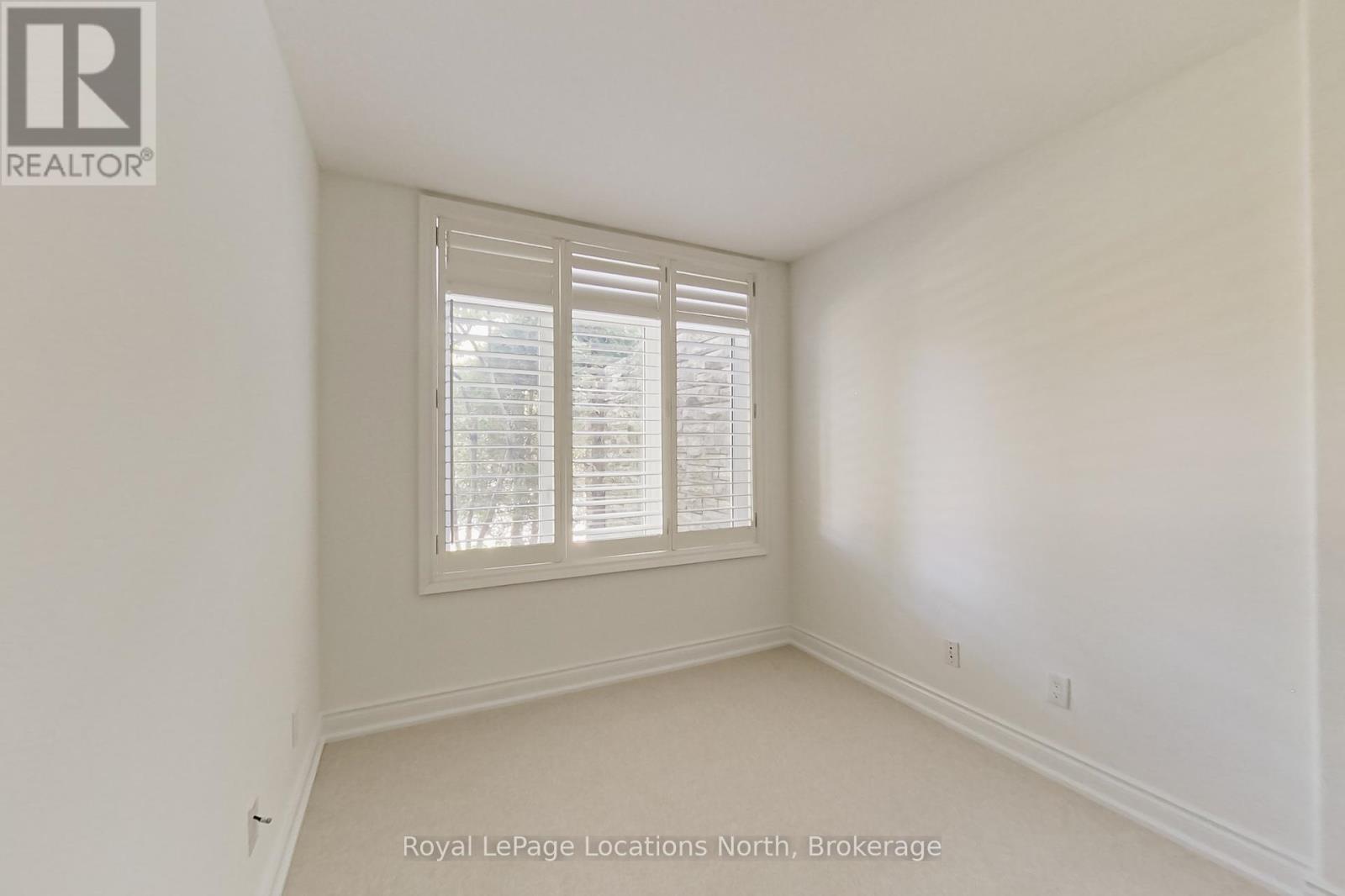 104 - 10 Bay Street E, Blue Mountains, Ontario  N0H 2P0 - Photo 20 - X12194390